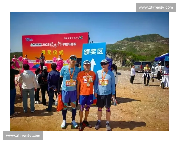 1 小时 05 分 29 秒!周诗博铁岭半马燃情夺冠 1 小时 05 分 29 秒!周诗博铁岭半马燃情夺冠